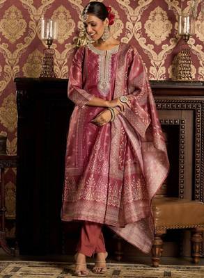 Floral zari embroidered straight kurta with trouser & dupatta 2