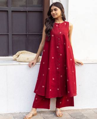 Women printed regular kurta with palazzos 2