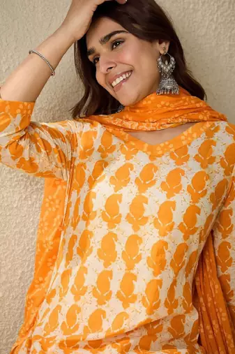 Paisley printed v-neck pure cotton straight kurta with trousers and dupatta