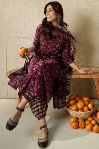 Floral printed v neck pure cotton kurta with salwar & dupatta