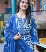 Floral printed notch neck straight kurta with trousers & dupatta