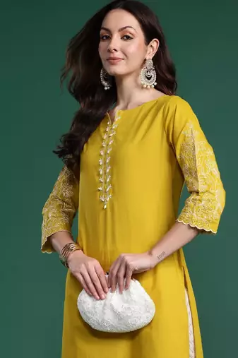 floral embroidered kurta