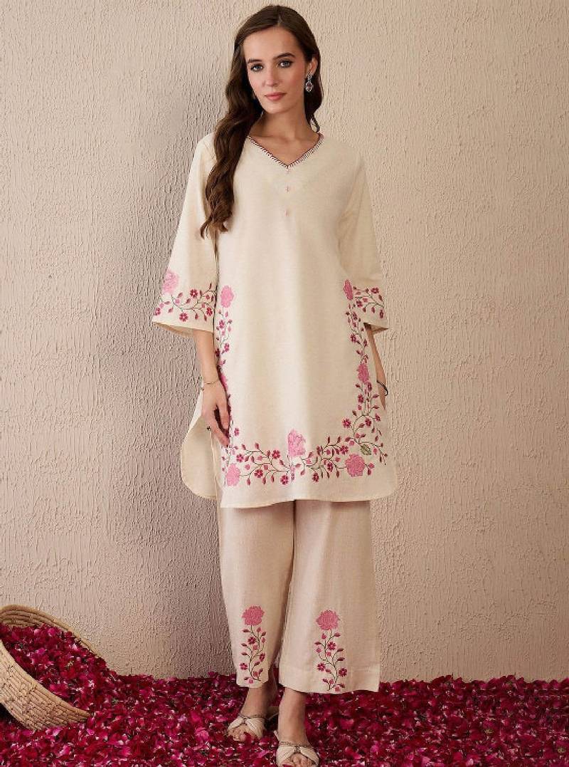 Women floral embroidered regular thread work pure cotton kurta with palazzos