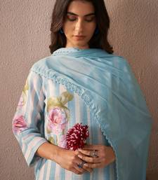 Floral printed v-neck linen kurta with trousers & dupatta