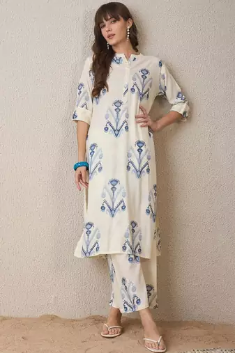 Women printed regular kurta with trousers