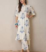 Women printed regular kurta with trousers