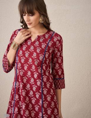 Women paisley printed regular pure cotton kurta with trousers 2