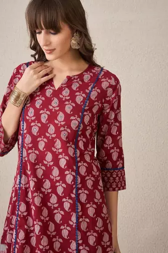 Women paisley printed regular pure cotton kurta with trousers
