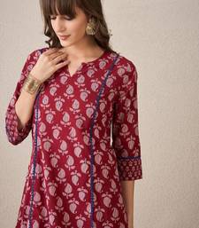 Women paisley printed regular pure cotton kurta with trousers