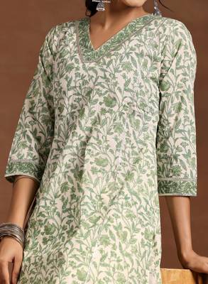 Floral printed v neck pure cotton kurta 3