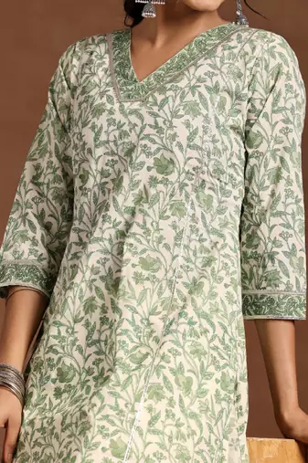 Floral printed v neck pure cotton kurta