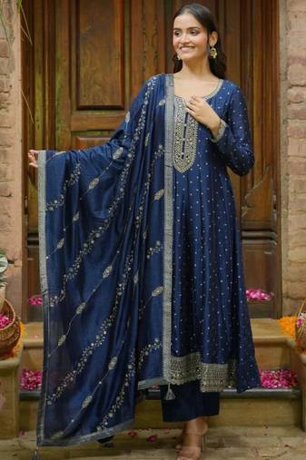 Bandhani printed panelled sequinned anarkali kurta with trousers & dupatta