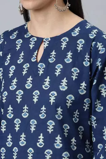 Floral printed keyhole neck straight kurta with palazzos and dupatta