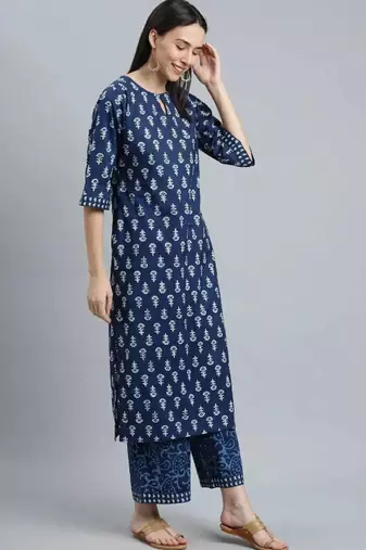 Floral printed keyhole neck straight kurta with palazzos and dupatta