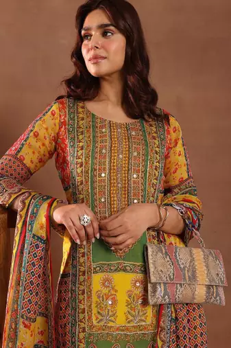 Women ethnic motifs printed regular kurta with trousers & with dupatta