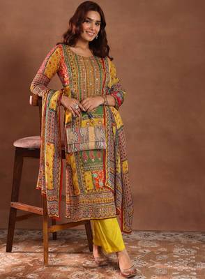 Women ethnic motifs printed regular kurta with trousers & with dupatta 1