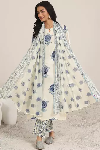 Women floral printed regular kurta with trousers & with dupatta