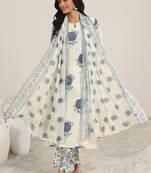 Women floral printed regular kurta with trousers & with dupatta