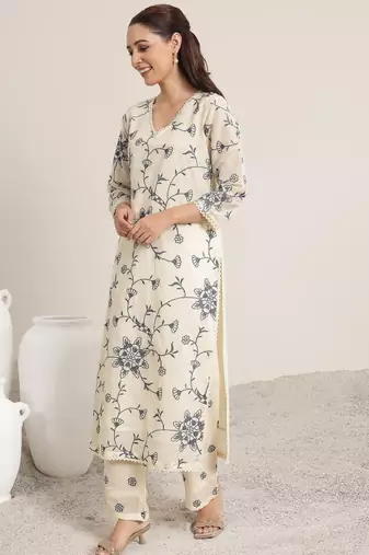 Women floral embroidered regular kurta with trousers & with dupatta