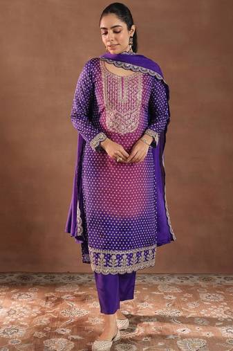 Women bandhani printed regular kurta with trousers & with dupatta