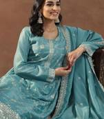Women floral embroidered regular sequinned republic day kurta with trousers & with dupatta