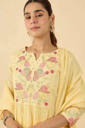 Women floral embroidered cotton kurta with trousers & dupatta