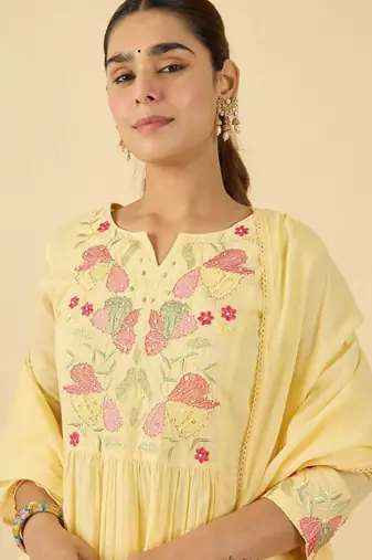 Women floral embroidered cotton kurta with trousers & dupatta