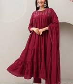 Women ethnic motifs printed cotton kurta with trousers & dupatta