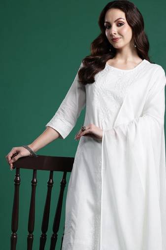 Women floral embroidered regular thread work pure cotton kurta with trousers & with dupatta