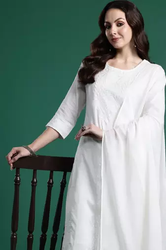 Women floral embroidered regular thread work pure cotton kurta with trousers & with dupatta
