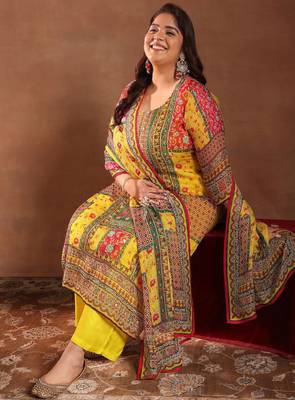 Extra love by libas plus size women ethnic motifs printed kurta with palazzos & dupatta 1