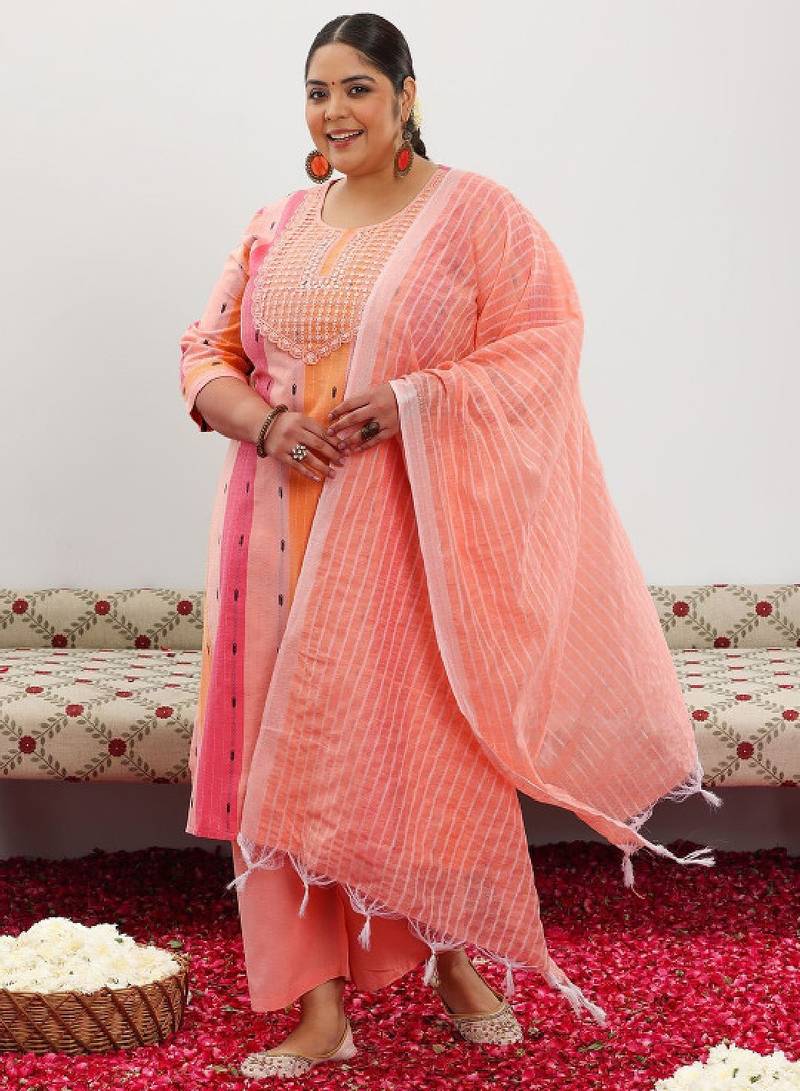 Plus size geometric woven design straight kurta & trouser with dupatta