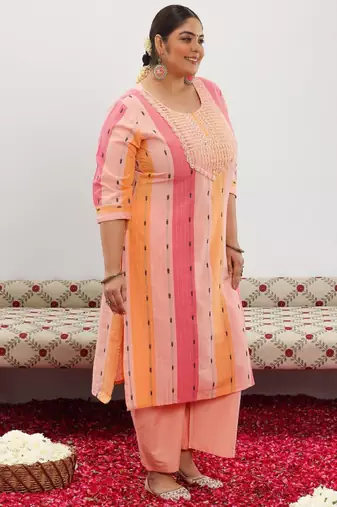 Plus size geometric woven design straight kurta & trouser with dupatta