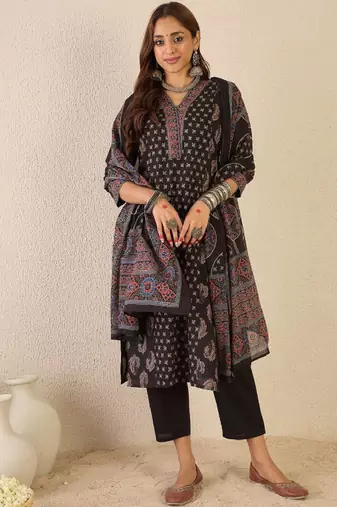 Floral printed v-neck pure cotton straight kurta with trousers & dupatta
