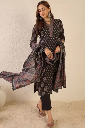 Floral printed v-neck pure cotton straight kurta with trousers & dupatta