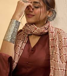 Women regular kurta with trousers & dupatta