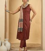 Women regular kurta with trousers & dupatta