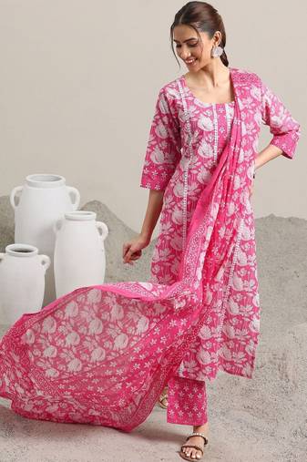 Women floral printed kurta with trousers & dupatta