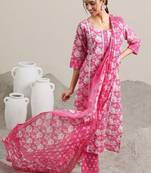 Women floral printed kurta with trousers & dupatta