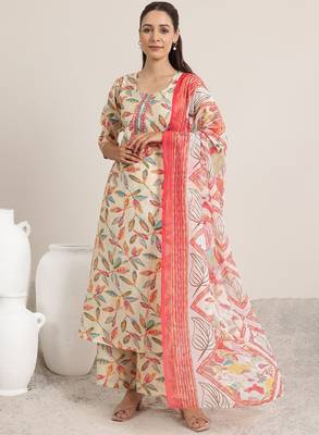 Women floral printed kurta with palazzos & dupatta 2