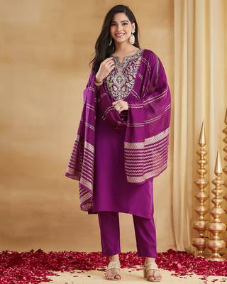 Purple viscose rayon kurta pant set with chanderi jacquard dupatta 1