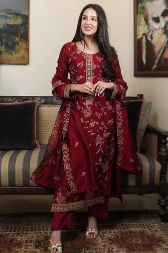 Women ethnic motifs embroidered regular sequinned kurta with trousers & dupatta