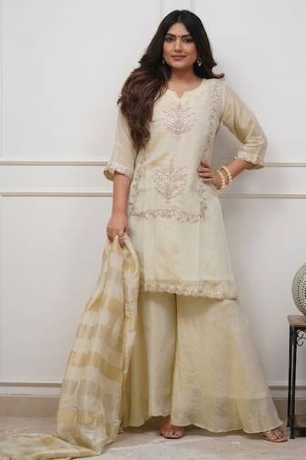 Cream chinon embroidered kurta pant set with jacquard dupatta