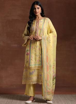 Floral printed notch neck beads and stones straight kurta with palazzos and dupatta 1