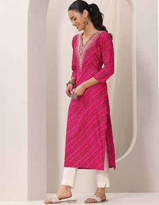 Women bandhani printed sequins indie prints kurta 4