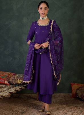 Embroidered square neck anarkali kurta with trousers and dupatta 1