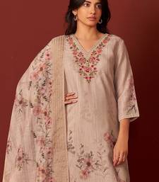 Women floral embroidered linen kurta with trousers & dupatta