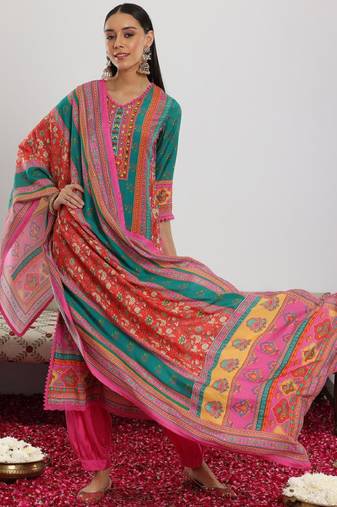 Women ethnic motifs printed kurta with salwar & dupatta