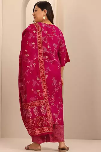 Extra love by libas plus size women floral printed kurta with trousers & with dupatta