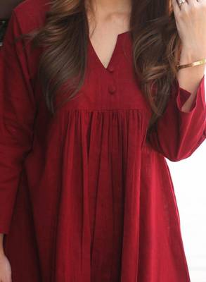 Women regular a-line kurta with trousers 2